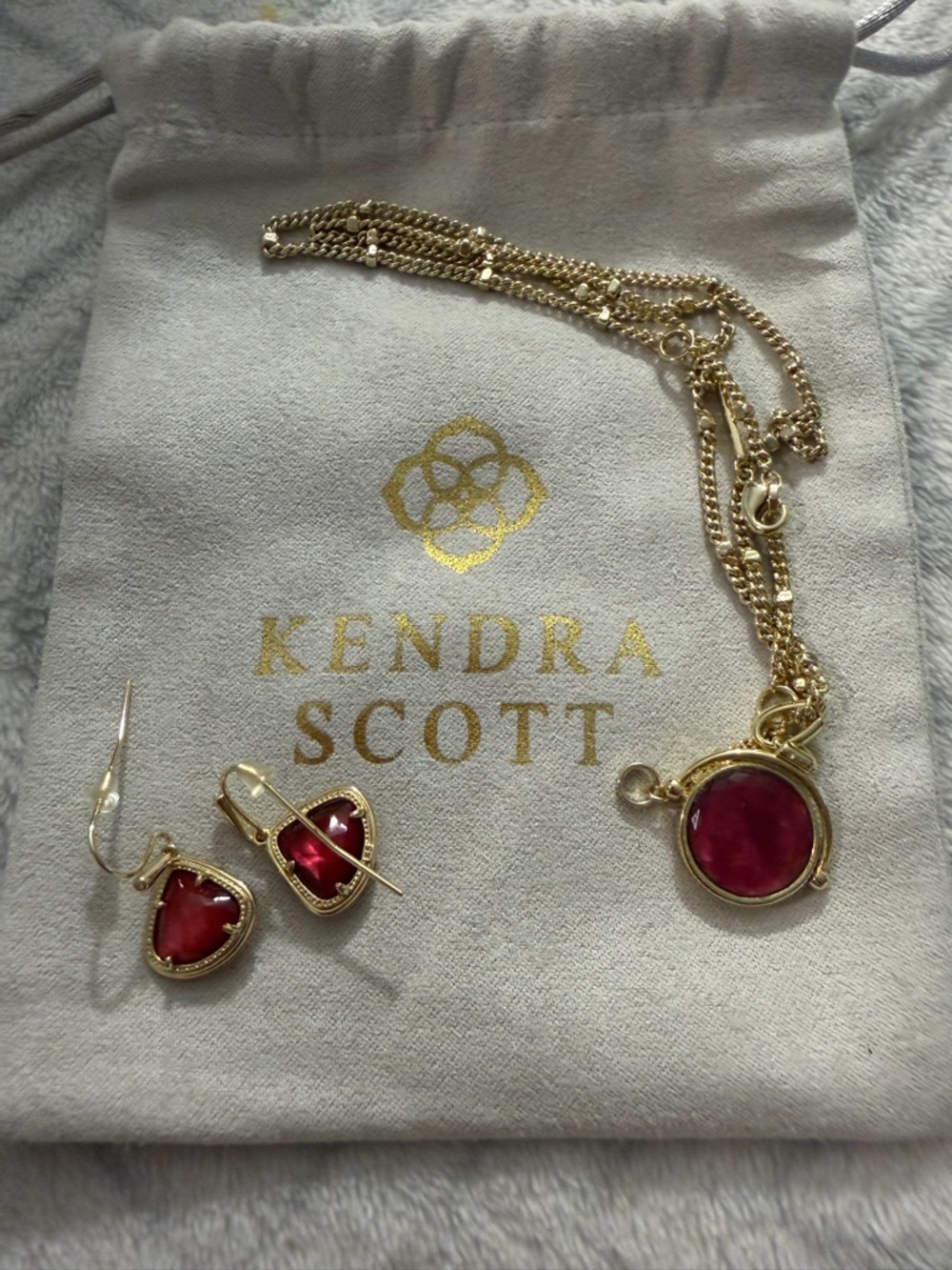 NWOT KENDRA SCOTT  Orchid Illusion Kendall Earrings W/spinner Style Necklace Set